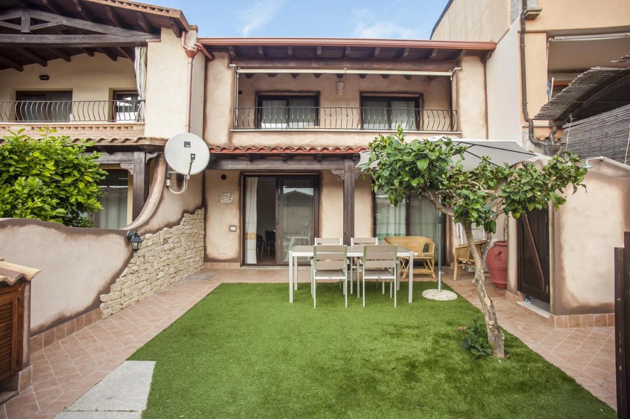 Villa Sobia Manna Chia Exterior foto